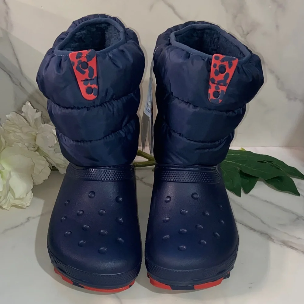 CROCS Classic Neo Puff Boots Kids Navy and Red Snow Boots two sizes available
